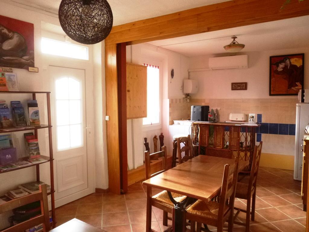 L'Art De Vivre Bed & Breakfast Latour-de-France Exterior photo