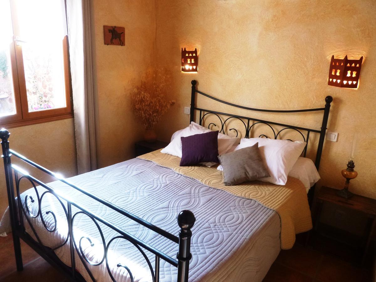 L'Art De Vivre Bed & Breakfast Latour-de-France Exterior photo